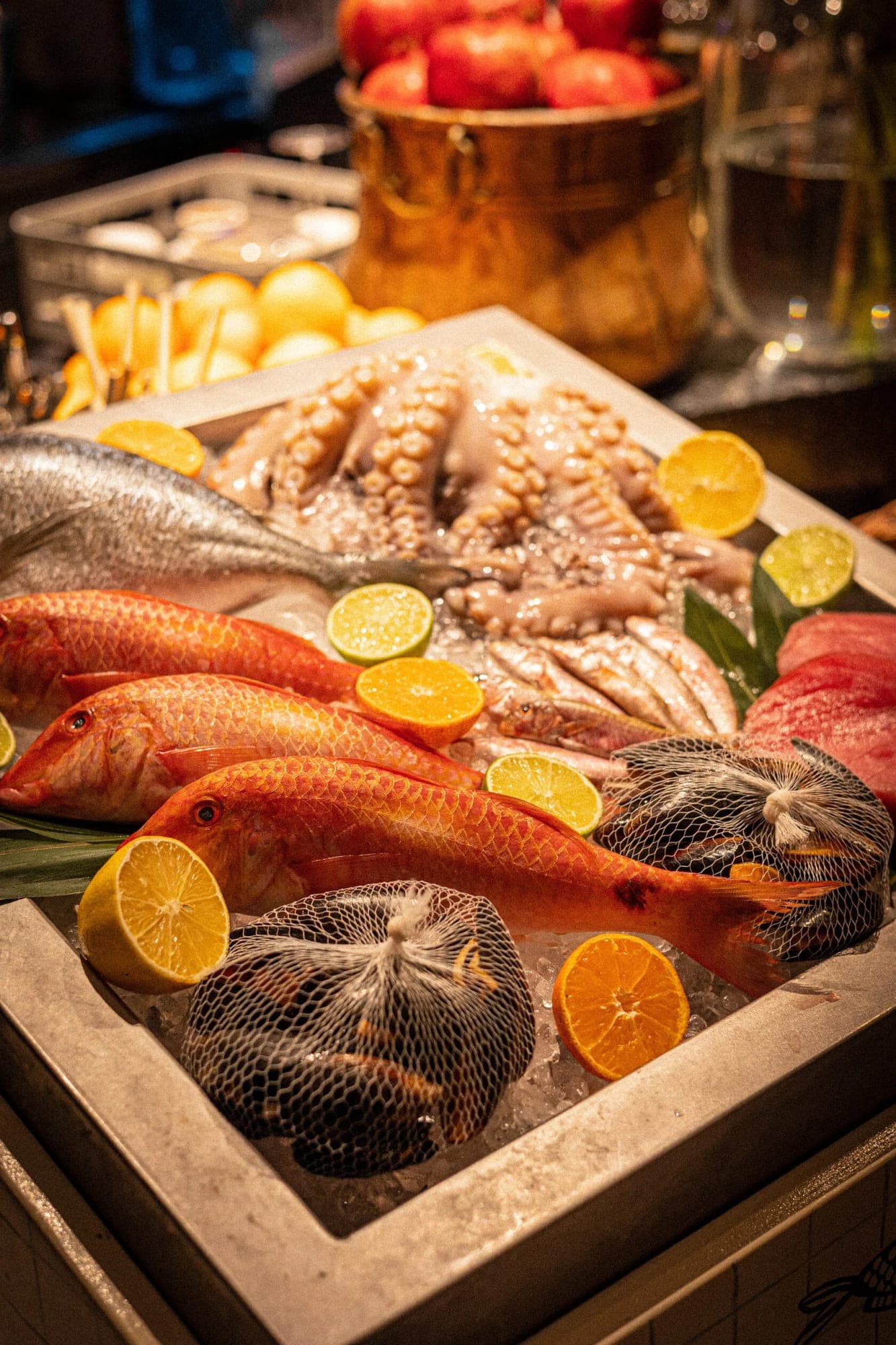 Морепродукты на льду